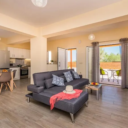 Hali Maris By ヴィラ *