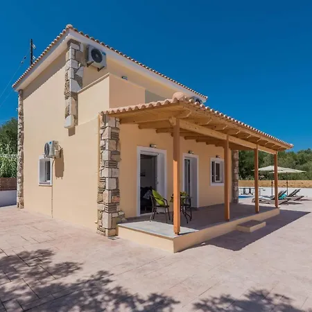 Hali Maris By * Plános